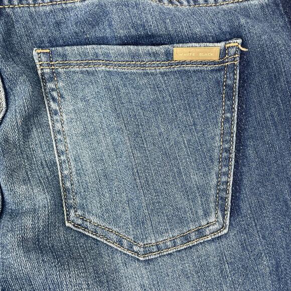 WHBM Tuxedo Mid Rise Straight Leg Crop Jeans Step Hem Med Wash Size 4 - Picture 9 of 12